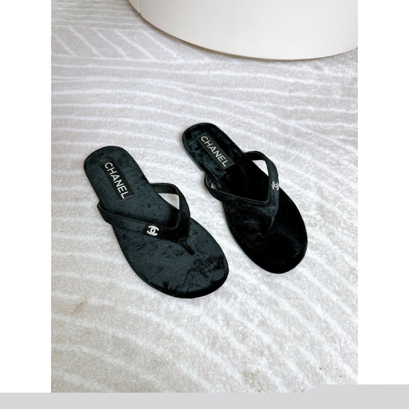 Ch*el slippers